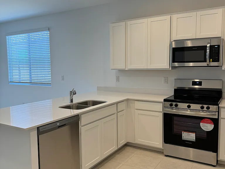 29916 N Acacia Dr — Photo 14