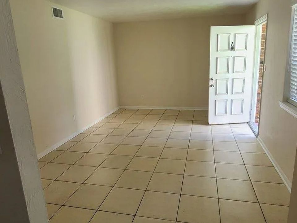 1st image of 1405 Shallow Brk #C & D