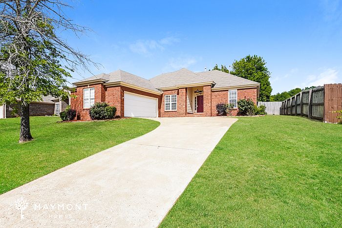 1st image of 604 Castlebrook Dr