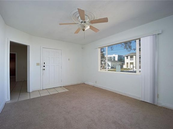 3rd image of 2116 W Carmen St