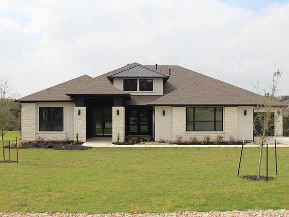 Lauren II F exterior