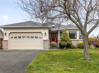 47 Magnolia Dr, Parksville, BC V9P 2P5
