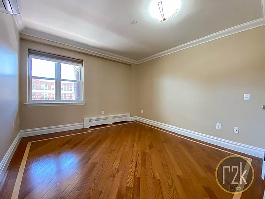 Rented by Realty 2000 Corp | media 62