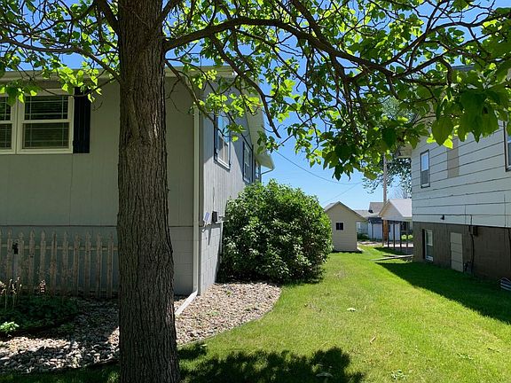 3rd image of 306 S Park St