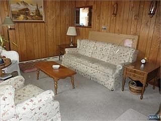 2nd image of 8-43 Chester St #1X