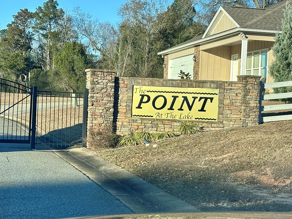 7 Point Way photo 1