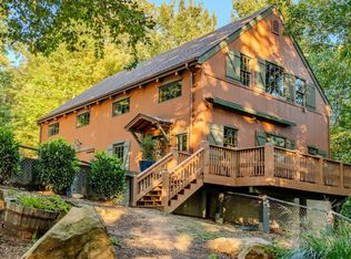 201 Plumley Summit Rd, Landrum, SC 29356