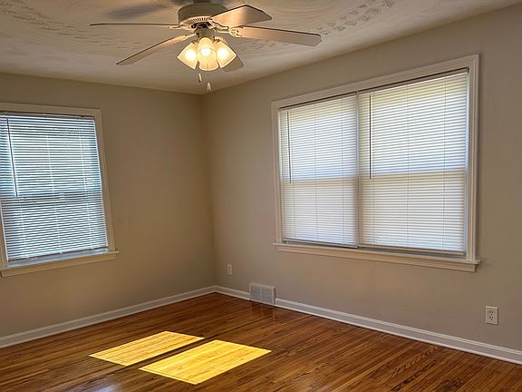 5th image of 157 Mathews Ave