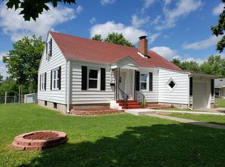 615 E Highland St, Aurora, MO 65605