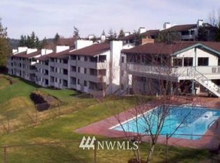 20145 Vikings Crst NE APT 3-202, Poulsbo, WA 98370