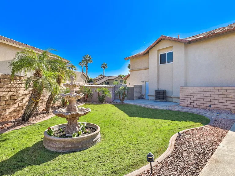 49035 Tango Ct — Photo 9