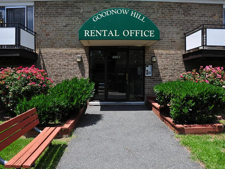 Goodnow Hill and Franconia Apartments — Photo 17