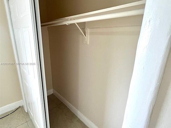 4th image of 685 NE 85th St APT 9