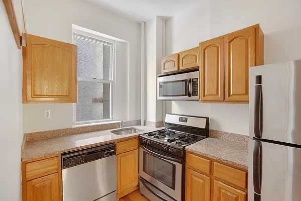 Rented by Oxford Property Group | media 20