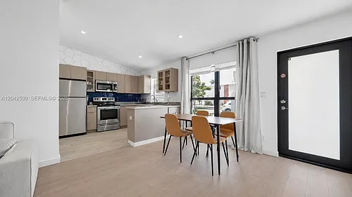 1704 Rodman St #1 Photo 1