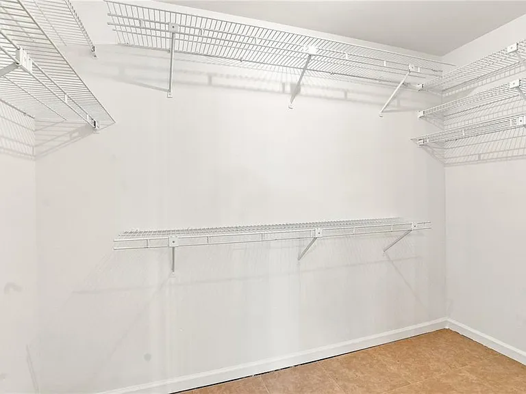 5527 Bridge Pointe Dr — Photo 23