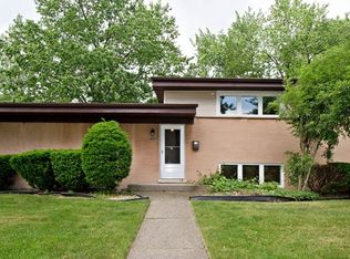 3844 Sugar Loaf Ln, Skokie, IL