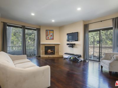 8110 Manitoba St APT 103, Playa Del Rey, CA, 90293