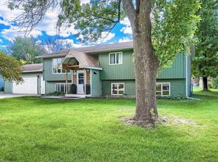 311 Dakota St, Vermillion, MN 55085