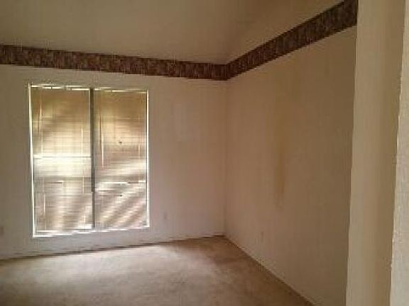 4th image of 2629 Western Dr