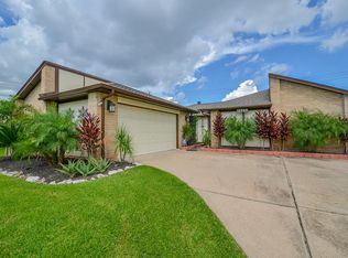 12702 Newberry St, Sugar Land, TX 77478