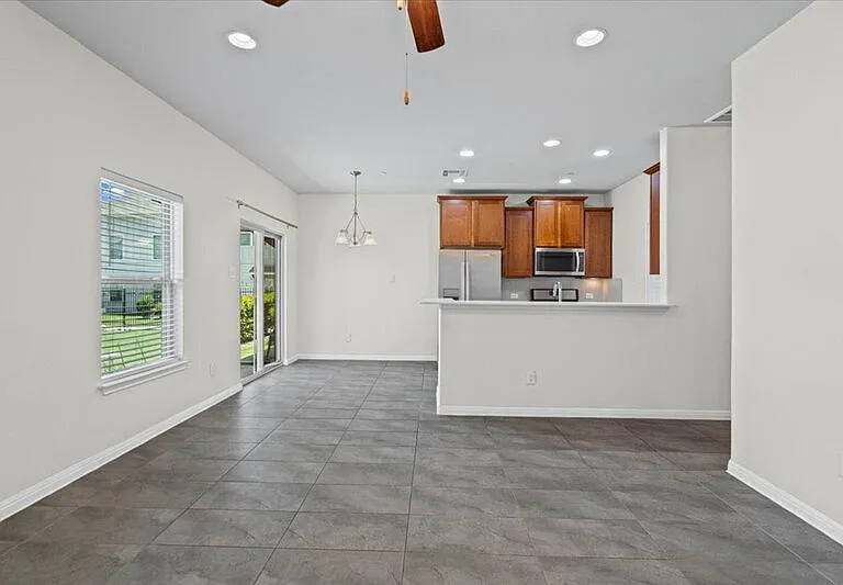 1502 Airedale Rd — Photo 7