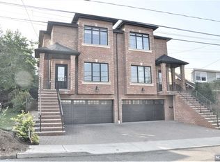 532 3rd St UNIT A, Palisades Park, NJ 07650