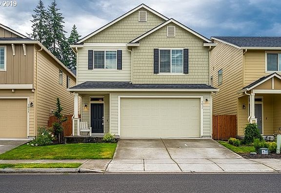 2nd image of 3011 NE 75th St