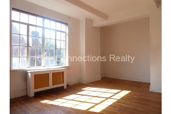 Rented by City Connections Realty | media 22