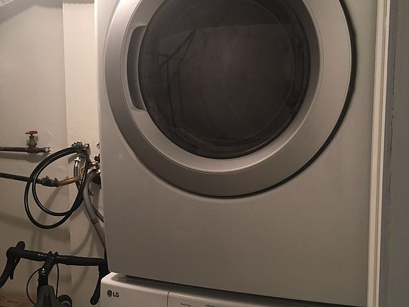 5th image of 188A Continental Pl