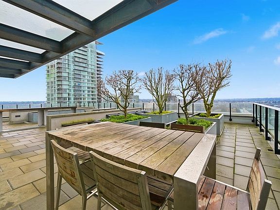 5th image of 1325 Rolston St #805