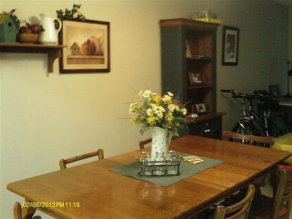 Dining Area2