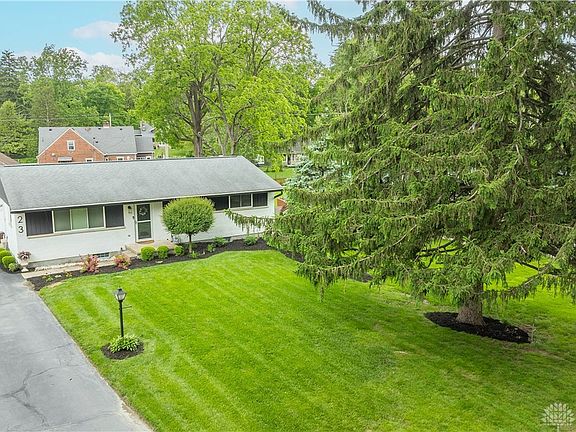 4th image of 23 Dorchester Dr
