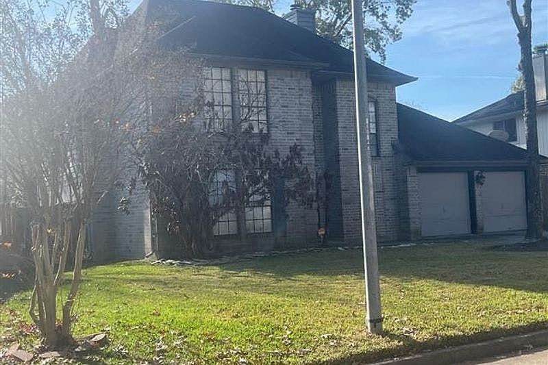 2nd image of 8622 Summit Pines Dr