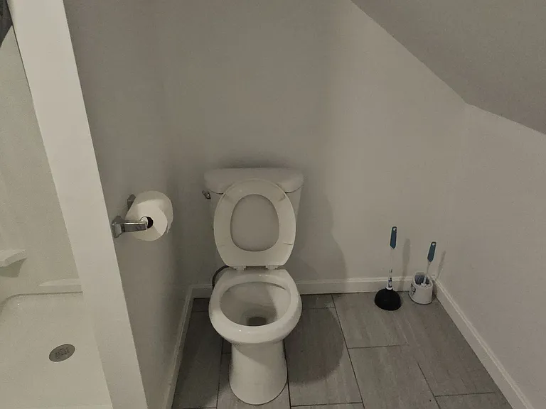 1320-1322 Elmwood Ave #3A — Photo 3
