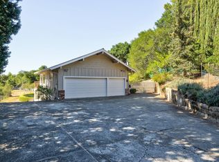 10737 Magdalena Rd, Los Altos Hills, CA 94024