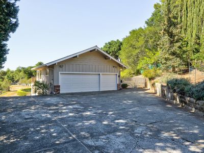10737 Magdalena Rd, Los Altos Hills, CA, 94024