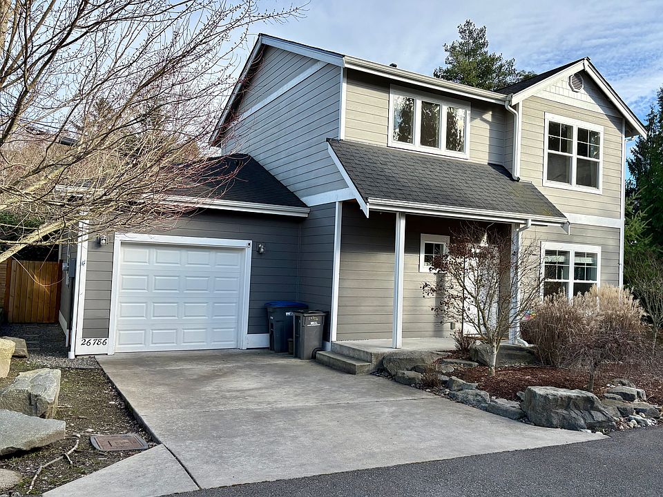 1st image of 26786 Red Maple Ln NE