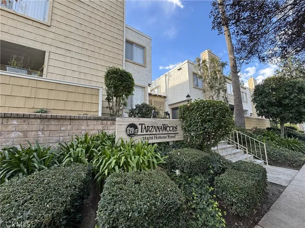 18408 Hatteras St, Tarzana, CA 91356