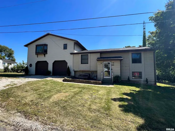 520 E Blackburn St, Riverton, IL 62561