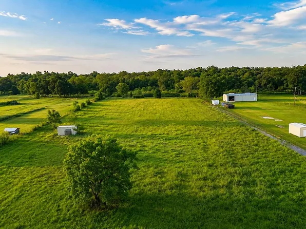 807 S Waterplant Rd, Thibodaux, LA 70301