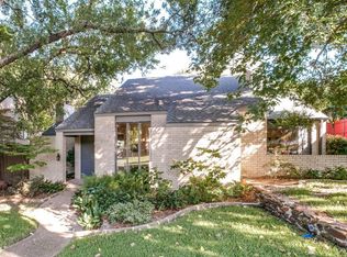 909 Easton Pl, Dallas, TX 75218