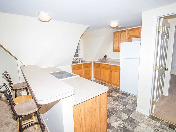 3rd image of 446A Main St