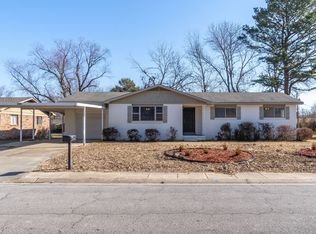 8205 Hermitage Dr, Fort Smith, AR 72908