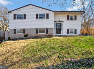 7853 Twin Ridge Dr, Glen Burnie, MD 21061