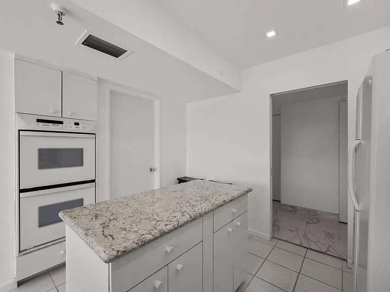 2580 S Ocean Blvd #1A1 — Photo 11