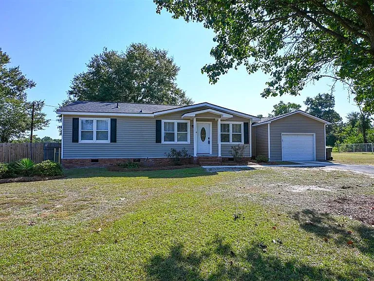 144 Barretts Way — Photo 1