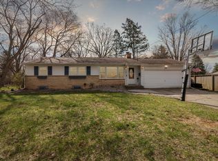 1129 Berkshire Dr, Kalamazoo, MI