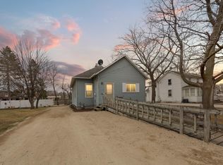 1319 George L St, Faribault, MN 55021