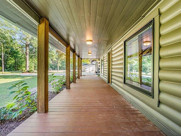 2nd image of 343 Lake Valley Dr